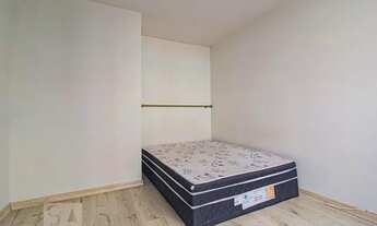 Imagem 5: Apartamento para Aluguel - Hauer, 2 Quartos, 46 m2