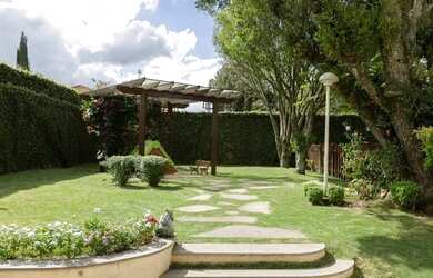 Imagem 3: Casa com 4 dormitórios à venda, 384 m² por R$ 1.620.000,00 - Guabirotuba - Curitiba/PR