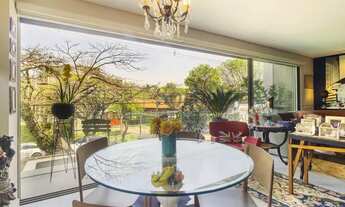 Imagem 3: Apartamento novo em edifício projetado por Patricia Anastassiadis