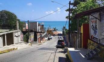 Imagem: Casa a poucos metros da orla de Ponta Negra