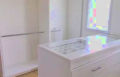 Imagem 3: Sobrado em condomínio à venda com 4 quartos, 650 m², amplo quintal, no condomínio Mirante