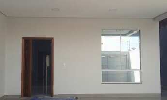 Imagem 4: Casa 603 sul com localização privilegiada 3 quartos sendo 1 suíte