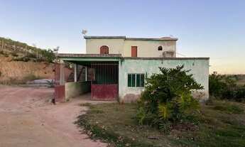 Imagem: 2 casa com terreno amplo