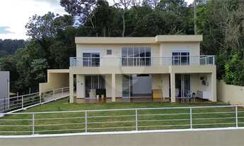 Imagem 3: Casa com 4 quartos para venda e locação no condomínio Alpes da Cantareira.- Serra da Canta