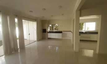 Imagem: Casa de condomínio para venda tem 195 metros