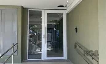 Imagem 2: Apartamento com 3 Dormitórios, sendo uma Suíte e Duas Vagas a venda no Bairro Menino Deus