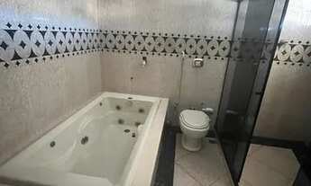 Imagem 5: Apartamento para aluguel possui 160 metros quadrados com 4 quartos