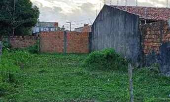 Imagem: Terreno medindo 6,5 de largura por 25 de