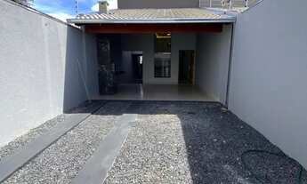 Imagem: Casa residencial das flores ao lado do mercado