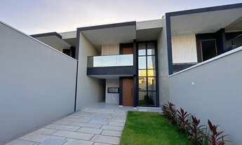 Imagem 2: Casas em Rua Privativa no Eusébio com 4 Suítes Sendo 1 Master com Closet no Van Go Gh-OLIV