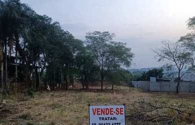 Imagem: Área/Terreno para venda possui 1.760 metros