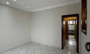 Imagem 3: Casa de Alto Padrão à Venda - Bairro Ibituruna, Montes Claros/MG