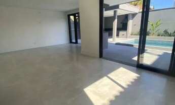 Imagem 4: Casa à venda em Santana de Parnaíba, Alphaville 03, com 4 suítes, com 331 m², Residencial