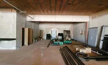 Imagem 3: Salão comercial com 267m² - 8 vagas de garagem - Vila do Golf