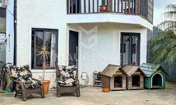 Imagem 2: Casa com 3 dormitórios no Campeche