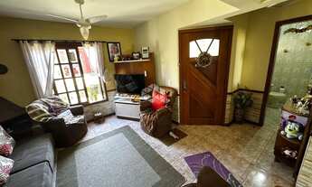 Imagem 4: Ampla Casa com 4 Dormitórios e Salão de Festas com Churrasqueira em Ipanema