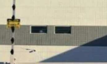 Imagem: ALUGO EXCELENTE APARTAMENTO TÉRREO COM