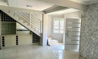 Imagem 6: SOBRADO 3 ou 4 dormitórios com piscina