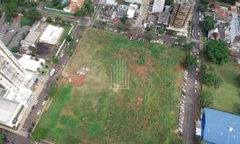 Imagem: Terreno disponível para venda no Centro