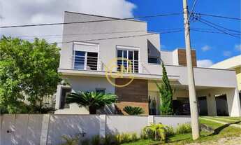 Imagem 3: Sobrado Alto Padrão em Condomínio Vista Privilegiada para Lago e Montanhas