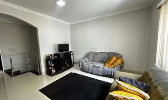 Imagem 2: Casa Para Venda em João Gordo com 250m², 3 Quarto(s), 2 Suíte(s) e 2 Vaga(s)