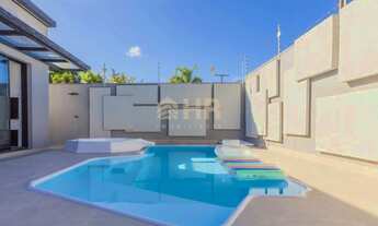 Imagem 3: Casa com 05 dormitórios sendo 01 suíte e 04 vagas de garagem Sertãozinho Matinhos