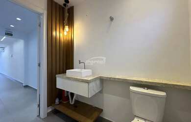 Imagem 8: Loja térrea comercial disponível para locação no bairro Centro, em Balneário Piçarras/SC