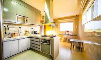 Imagem 13: Casa de condomínio à venda em Camaçari, Alphaville (Abrantes), com 3 quartos, 450m²