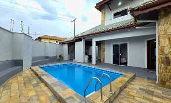 Imagem 4: Imóvel de luxo à venda em Peruíbe-SP: Casa com 6 quartos, 5 suítes, 3 salas e mais! Confir