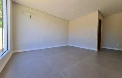 Imagem 2: Casa para venda e locação dentro de condomínio em Itaipava