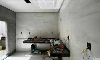 Imagem 4: Casa para Venda em Montes Claros, Belvedere, 3 dormitórios, 1 suíte, 2 banheiros, 2 vagas