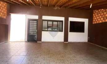 Imagem 2: Casa a venda com 3 dormitórios sendo 1 suíte no Jardim Panorâmico