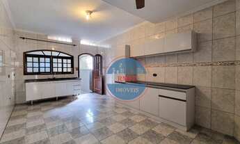 Imagem: Casa com 4 dormitórios à venda, 140 m²