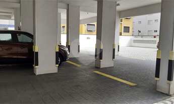 Imagem 6: 02 Dormitórios, Suíte, 01 vaga garagem, 02 quadras praia Pitangueiras Guarujá