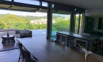 Imagem 2: SANTANA DE PARNAIBA - Casa Padrão - Alphaville