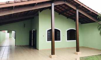 Imagem 4: IMÓVEL DE OPORTUNIDADE, 05 QUARTOS E 500 MTS DA PRAIA!!