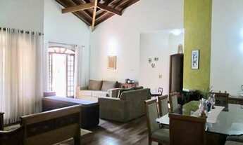 Imagem 2: Casa para venda possui 540 metros quadrados com 3 quartos