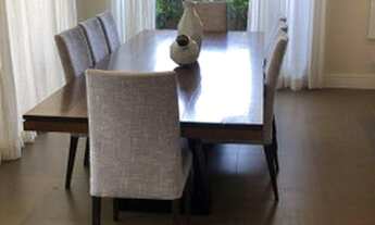 Imagem 2: Sobrado para venda tem 376 metros quadrados com 4 quartos