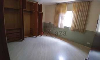 Imagem 6: Casa com Edícula à Venda no Jardim Satélite - 3 Dormitórios - 200m²