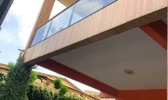 Imagem 6: Casa com piscina