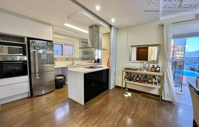 Imagem 7: Casa de condomínio para venda possui 297 metros quadrados com 4 quartos