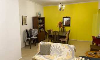 Imagem 2: Bom apartamento à venda no Gonzaga, Santos-SP., bem arejado, próximo à ótima rede de conv