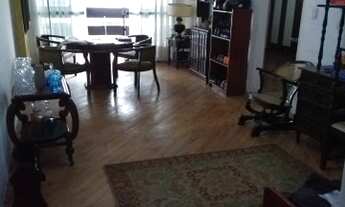 Imagem: Apartamento 2 dormitórios, Varanda, Bairro