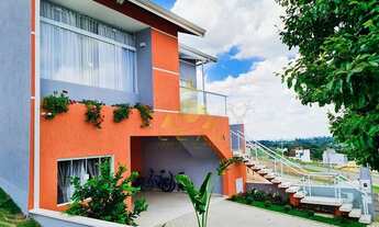 Imagem 3: Sobrado para venda possui 224 metros quadrados com 4 quartos em Residencial Phytus - Itupe