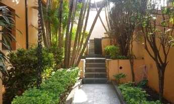 Imagem 4: Casa para venda tem 391 metros quadrados com 3 quartos em Vila Oliveira - Mogi das Cruzes