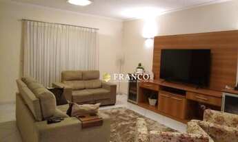 Imagem 4: Sobrado com 3 dormitórios, 258 m² - venda ou aluguel - Jardim Maria Augusta - Taubaté/SP