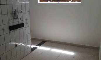 Imagem 4: Apartamento com 2 Quartos à Venda por R$ 165 mil