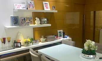 Imagem 2: Apartamento para aluguel tem 110 metros com projetados com 3 quartos em Ponta do Farol - S