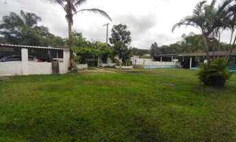 Imagem 6: Chácara com linda pisicina, 4 dormitórios,suíte e churrasqueira