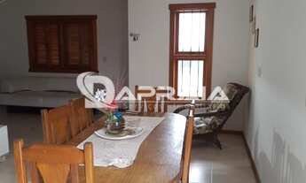 Imagem 4: Sobrado com Piscina e Vista para a Lagoa